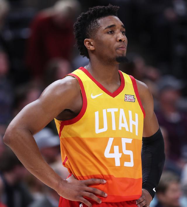 尤其在关键 尤其在关键