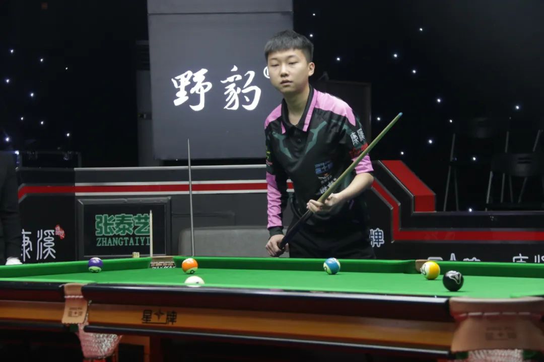 解足球转会 解足球转会