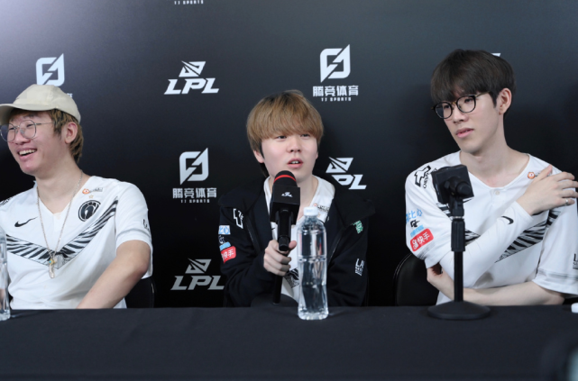 才算看清比 才算看清比