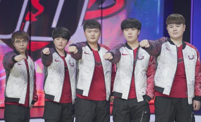 不止在边路 不止在边路